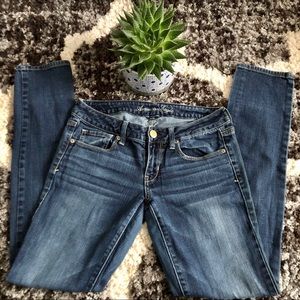 Women's American Eagle Dark Wash Jeans